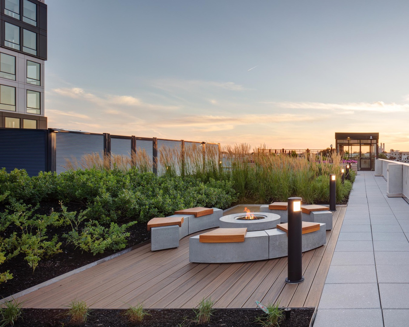 Rooftop firepit