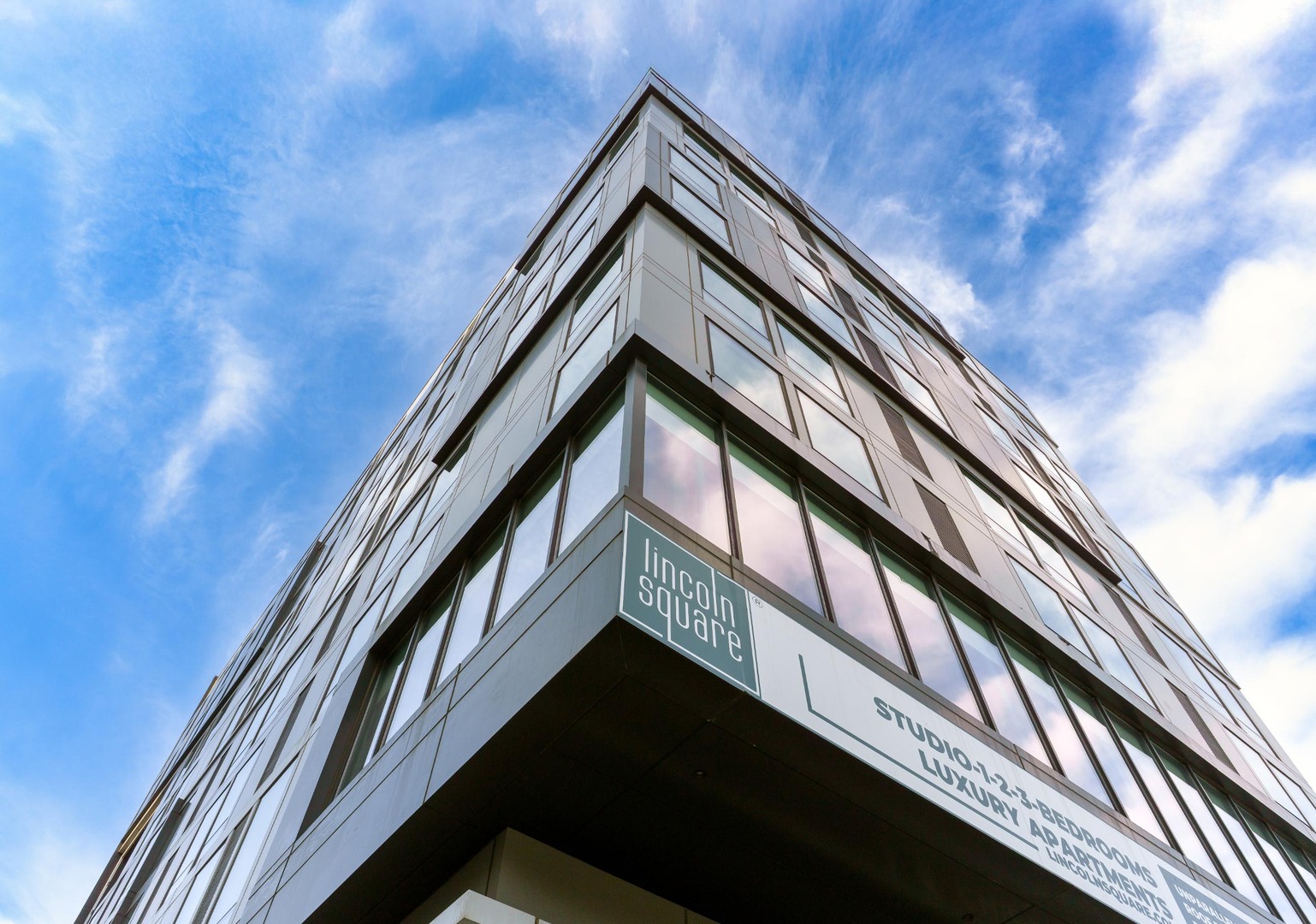 Lincoln Square exterior