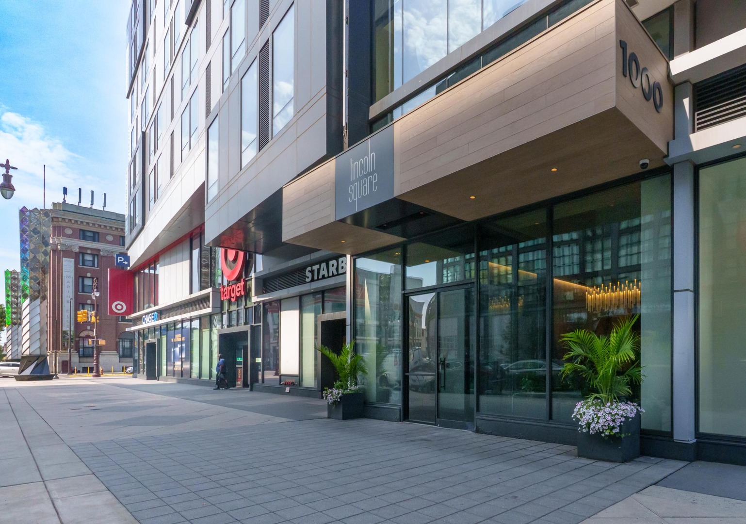 Lincoln Square exterior