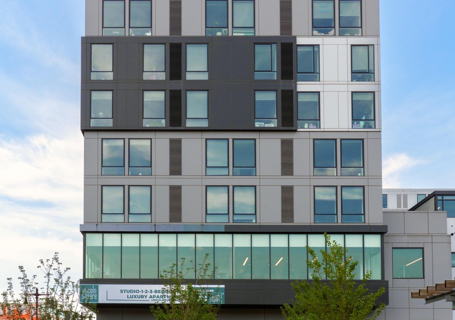 Lincoln Square exterior